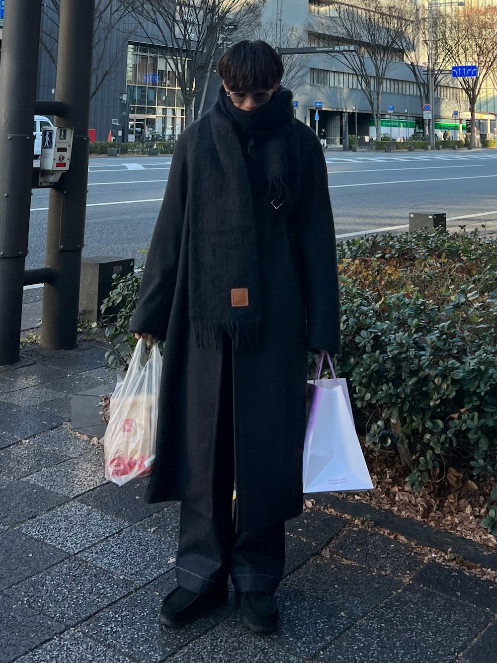 ロエベ　メンズマフラー LOEWE(ロエベ) マフラー(メンズ) - 海外通販のBUYMA