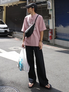 「WYM LIDNM（ウィム バイ リドム）のVINTAGE WASHED CURVED DENIM（デニムパンツ）」を使った、Ryoさん（メンズ・172cm・20代）の夏コーディネート