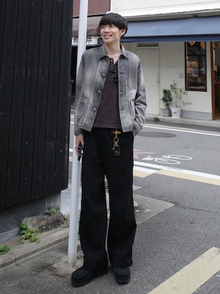 「WYM LIDNM(ウィム バイ リドム)のREFINED RIB STRETCH HENLEY TEE(Tシャツ/カットソー)」を使った、Ryoさん(メンズ・172cm)の秋コーディネート