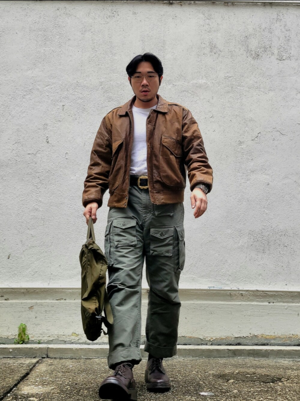 「Engineered Garmentsのアイテム（パンツ、グリーン系）」を使った、CurtisWさん（メンズ・168cm）の冬コーディネートの1枚目の写真