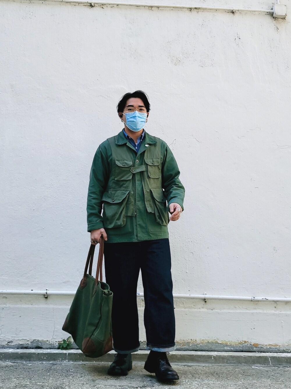 「Engineered Garmentsのアイテム（タンクトップ、グリーン系）」を使った、CurtisWさん（メンズ・168cm）の冬コーディネートの1枚目の写真