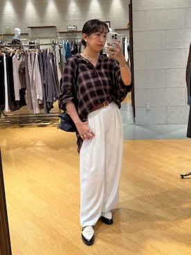 「アイテム（スラックス）」を使った、RDsayaさん（レディース・154cm・30代）の秋コーディネート