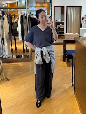 「RIVE DROITE（リヴドロワ）の【セットアップ着用可能/接触冷感】ドレーピーカットソー（Tシャツ/カットソー、グレー系）」を使った、RDsayaさん（レディース・154cm）の春コーディネート