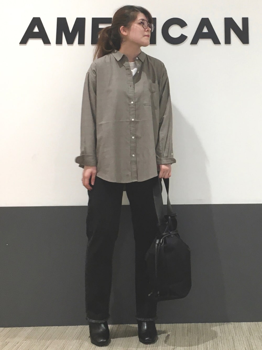 「チェック、テーパードパンツ、デニム、カジュアル、シンプル、チェックシャツ、ショートブーツ、大人カジュアル、プチプラ、グレンチェック」｜「AMERICAN HOLICのふっくらクッションチャンキーヒールショートブーツ（ブーツ、ブラック系）」を使った、Misato.Sさん（レディース・164cm）の秋コーディネートの1枚目の写真