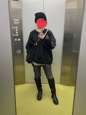 「MEDE19F（メデジュウキュウ）のアイテム（スウェット）」を使った、Aさん（レディース・156cm）の春コーディネート