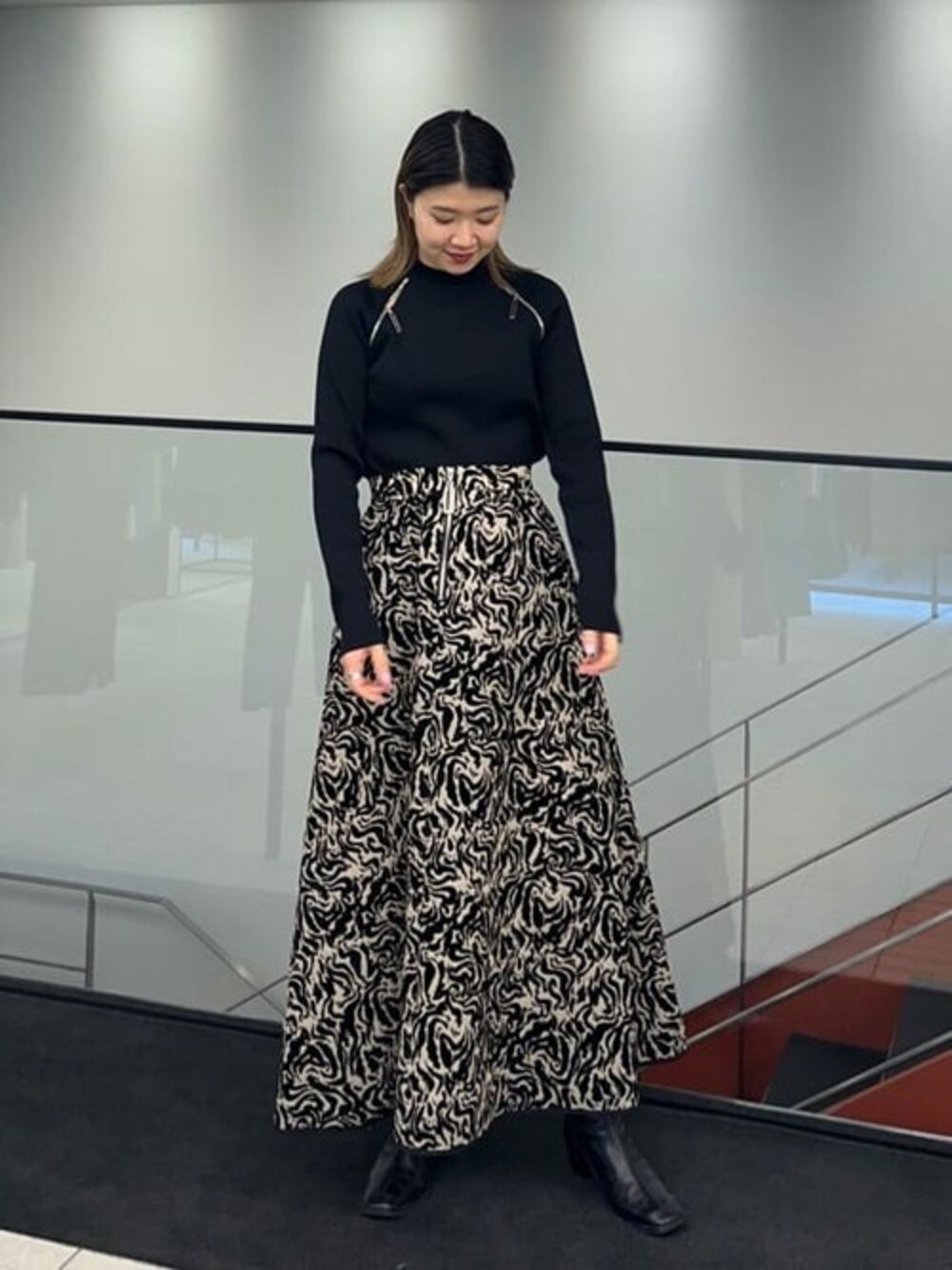 ユナイテッドトーキョー　ルビージャガードフレアスカート 20230124123736205.jpg