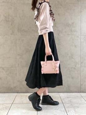 「フラッター」｜SAMANTHAVEGAShopStaffさん（レディース・177cm）の冬コーディネート