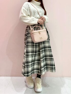 SAMANTHAVEGAStaffさん（レディース・157cm）の冬コーディネート