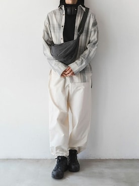 「wrou（ロウ）のアイテム」を使った、aoiさん（メンズ・173cm）の夏コーディネート