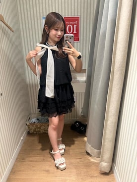 「MAJESTIC LEGON（マジェスティックレゴン）のミルフィーユフリル厚底サンダル（サンダル、ホワイト系）」を使った、はなのさんの夏コーディネート