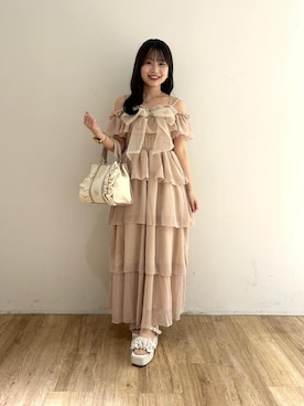 「MAJESTIC LEGON（マジェスティックレゴン）のミルフィーユフリル厚底サンダル（サンダル、ホワイト系）」を使った、はなのさんの夏コーディネート