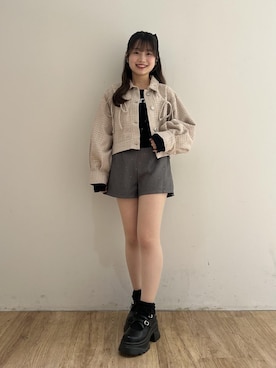 「MAJESTIC LEGON（マジェスティックレゴン）のビジューリボンGジャン（ブルゾン、ピンク系）」を使った、はなのさんの秋コーディネート