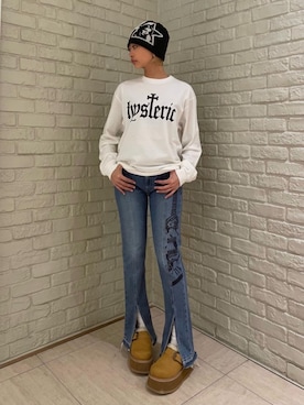 「バックプリント」｜「アイテム（デニムパンツ）」を使った、sansanさん（レディース・160cm）の秋コーディネート