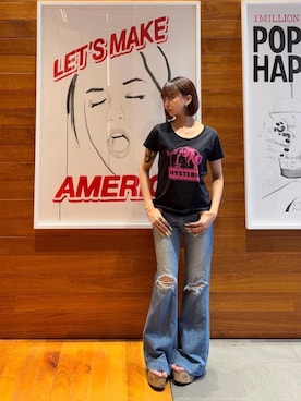 「HYSTERIC GLAMOUR（ヒステリックグラマー）のローライズフレアデニムパンツ（デニムパンツ、ブルー系）」を使った、sansanさん（レディース）の夏コーディネート