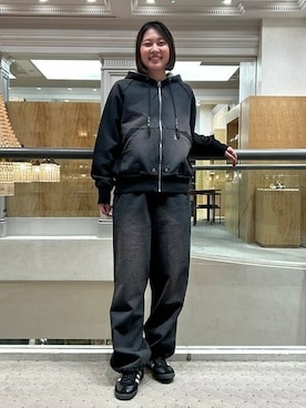 「FAF（フェイク アス フラワーズ）のアイテム」を使った、BEAMS Tさん（レディース・168cm）の冬コーディネート