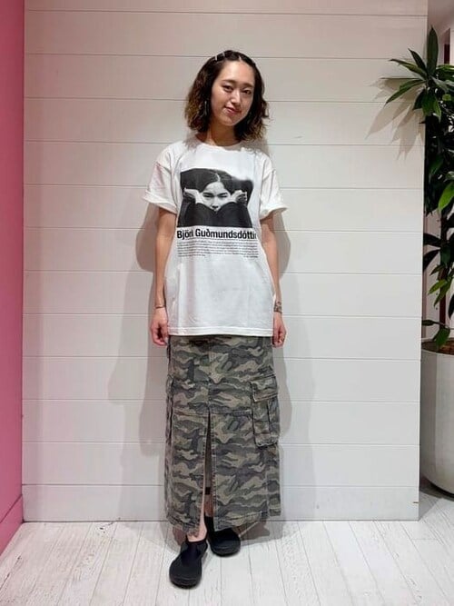 tシャツ 「別注」Kevin Cummins / 「Bjork」Photo T(1) レディース BEAMS T｜【別注】Kevin Cummins /「Bjork」Photo T 1 | Rakuten