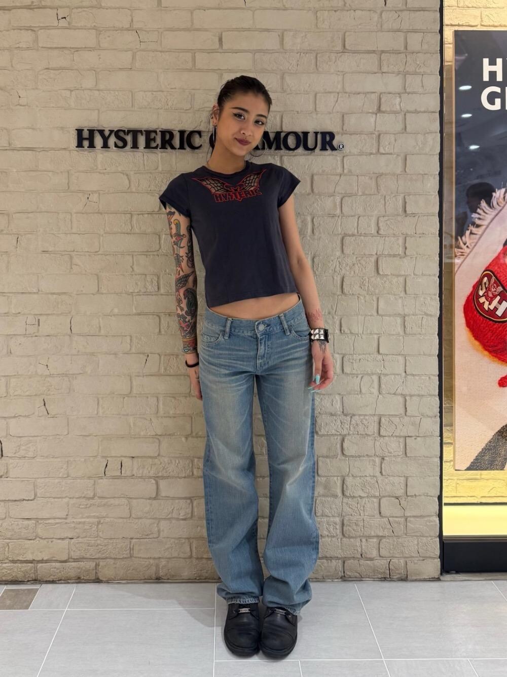 HYSTERIC GLAMOUR（ヒステリックグラマー）の「BAT WEB刺繍 チビT