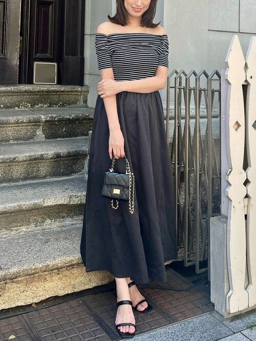 【PUCCI】ワンショルダー スパンコール ワンピース 関税送料込 セール】【LEJA】スパンコール花柄刺繍プチハイネックウエスト