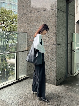 「リバーシブル」｜「アイテム（スラックス）」を使った、SAYAKAさん（レディース・153cm）の春コーディネート