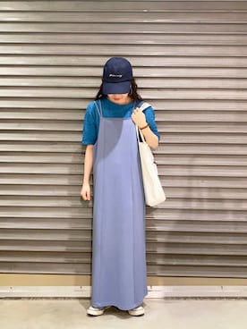 「カラースニーカー」｜「アイテム（Tシャツ/カットソー）」を使った、yoshikaさん（レディース・155cm）の夏コーディネート