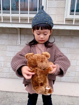 「アイテム（カーディガン/ボレロ、ブラウン系）」を使った、kumakumaさん（キッズ・110cm）の冬コーディネート