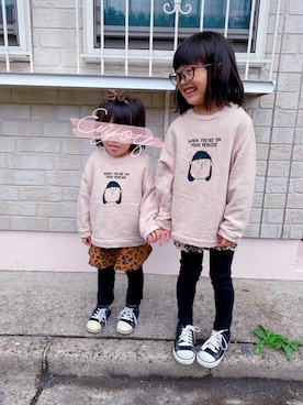 「H&M（エイチ・アンド・エム）のアイテム（Tシャツ/カットソー、ホワイト系）」を使った、kumakumaさん（キッズ・110cm）の秋コーディネート