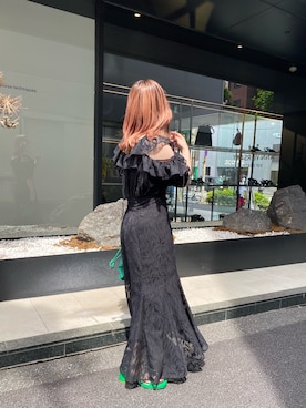 「one after another NICE CLAUP（ワンアフターアナザーナイスクラップ）の肩あきフリルワンピ（ワンピース、ブラック系）」を使った、mayukoさん（レディース・147cm）の春コーディネート