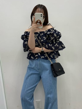 「one after another NICE CLAUP（ワンアフターアナザーナイスクラップ）の2way着用/3Dアソートオフショルブラウス（シャツ/ブラウス、ブルー系）」を使った、mayukoさん（レディース・147cm）の春コーディネート