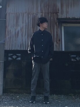 「FREAK'S STORE（フリークスストア）のWEB限定 Relax Fit リラックスフィット レギュラーカラーシャツ（シャツ/ブラウス、ブラック系）」を使った、keさん（メンズ・166cm）の秋コーディネート