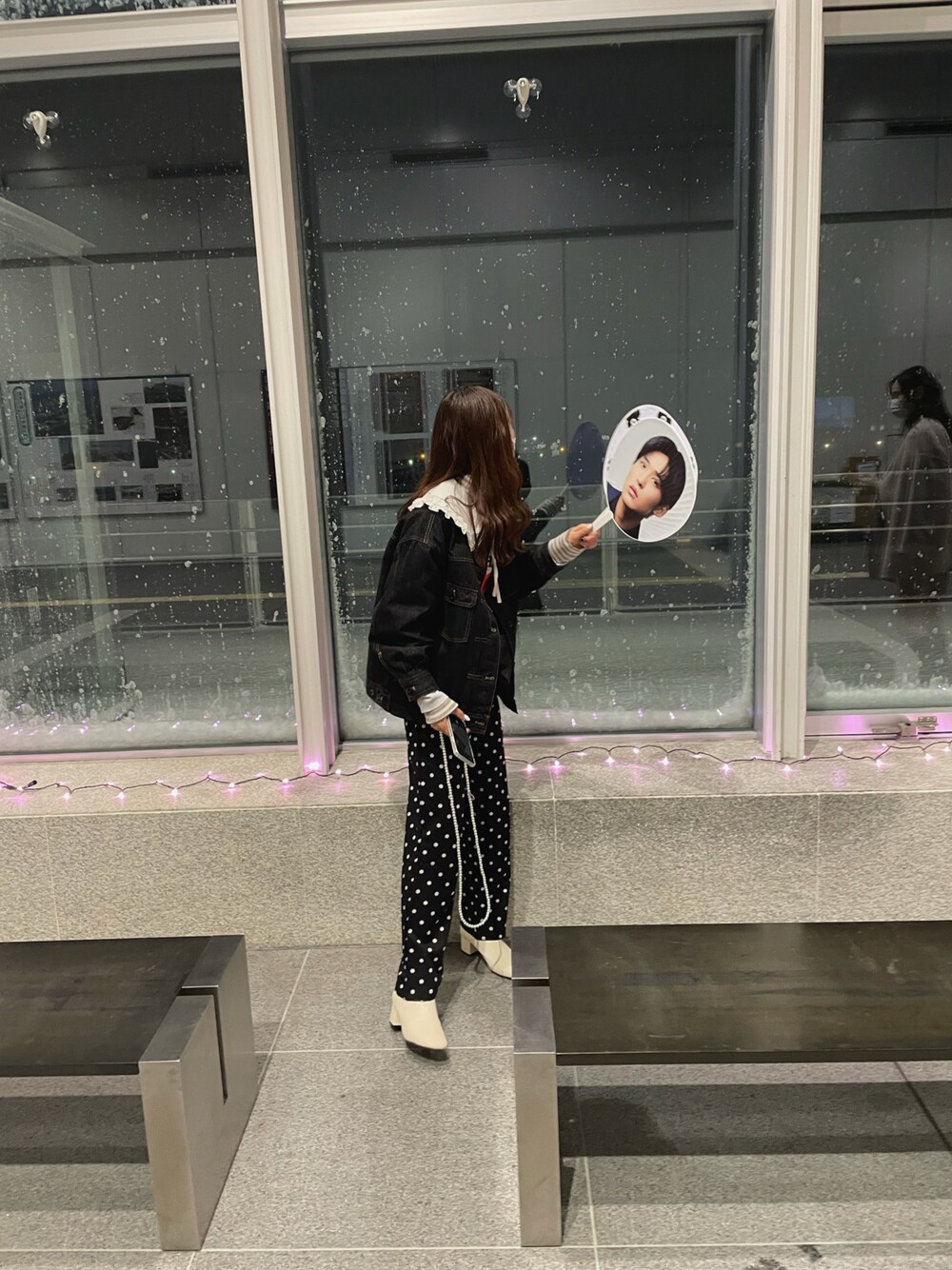 「参戦服」｜「Availのアイテム（デニムジャケット、ブラック系）」を使った、ゆ う きさん（レディース・160cm）の冬コーディネートの1枚目の写真