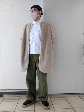 「アイテム（ノーカラーコート、ベージュ系）」を使った、rawuさん（メンズ・167cm）の冬コーディネート