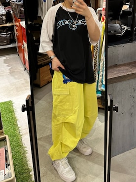 「アイテム（カーゴパンツ、イエロー系）」を使った、ののさん（レディース・159cm）の夏コーディネート