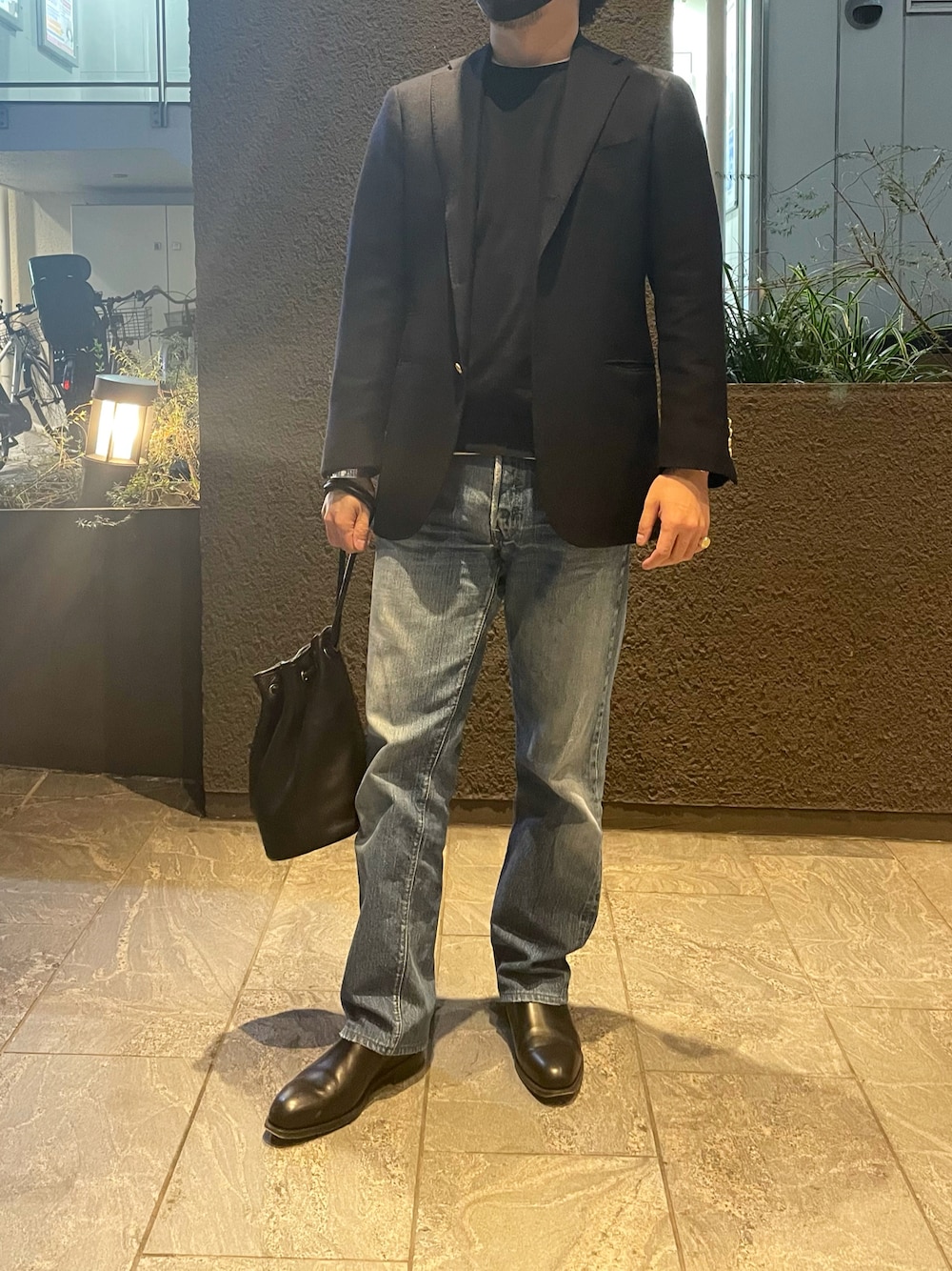 「ブレザー、ジャケット、デニム、サイドゴアブーツ、ネイビー、古着、古着MIX、古着コーデ、levis 501、BigE」｜「BEAMS Fのアイテム（テーラードジャケット、ブルー系）」を使った、ふーがさん（メンズ・172cm）の春コーディネートの1枚目の写真
