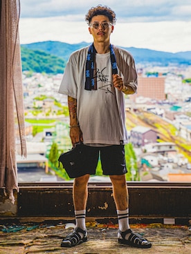 「Tシャツ/カットソー」｜「アイテム（その他）」を使った、カズンコさん（メンズ・180cm）の夏コーディネート