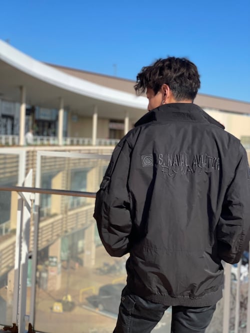 ポイント10倍】 AVIREX CAVE JACKET - ブルゾン ポイント10倍】 AVIREX CAVE JACKET - ブルゾン