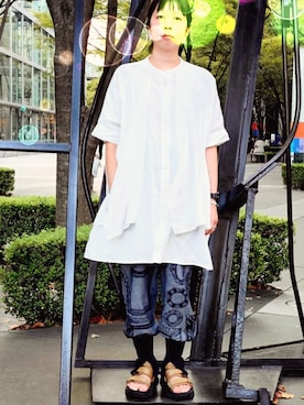 「SHAKA（シャカ）のアイテム」を使った、Pearl Lana Szkさん（レディース・157cm）の秋コーディネート