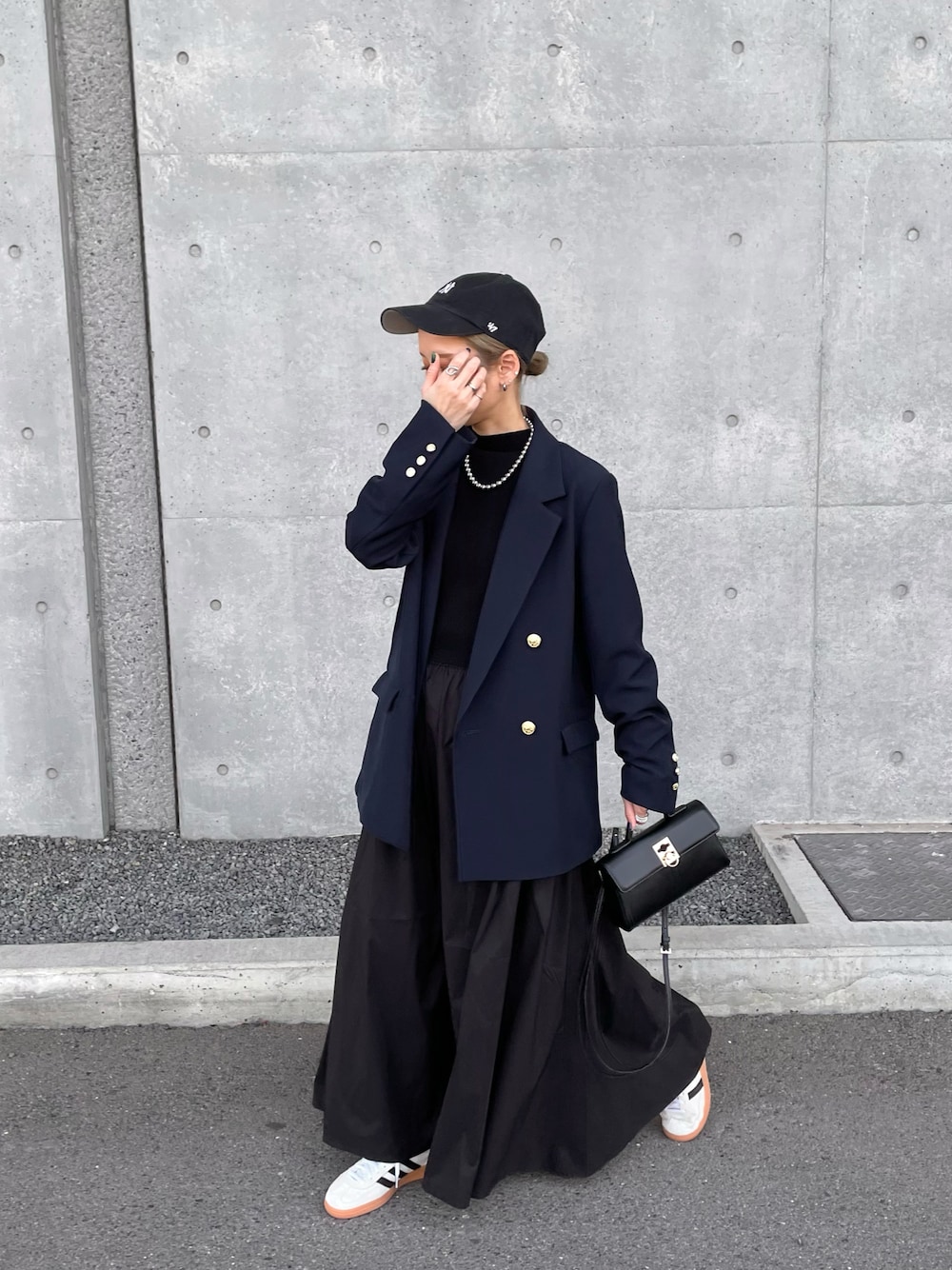 金ボタン チェック柄ダブルブレザージャケットを使った人気