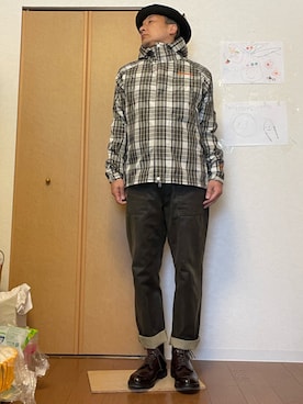 「Bailey（ベイリー）のアイテム」を使った、ikutaroさん（メンズ・177cm）の秋コーディネート