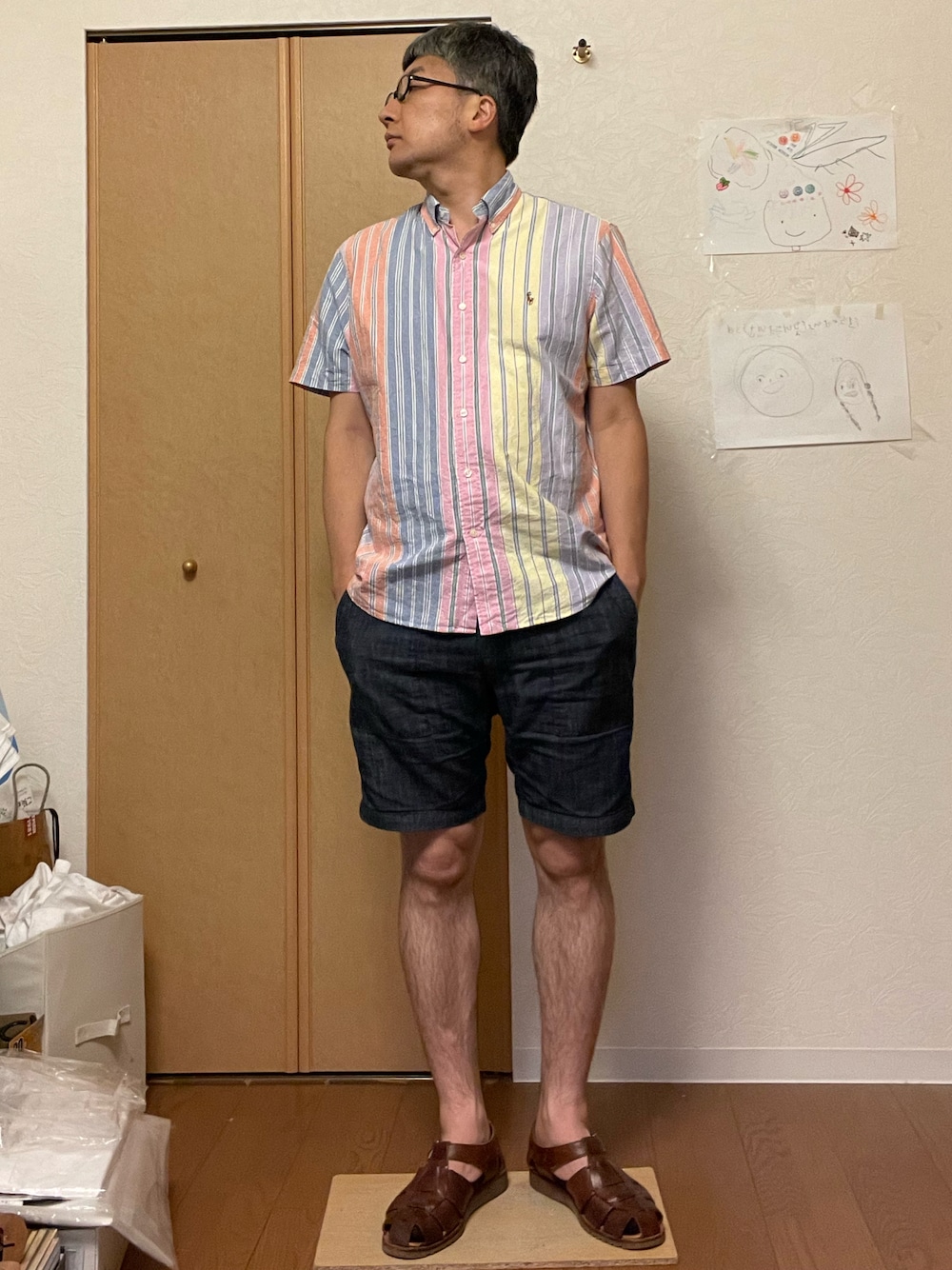 「Engineered Garmentsのアイテム（その他パンツ、ブルー系）」を使った、ikutaroさん（メンズ・177cm）の夏コーディネートの1枚目の写真