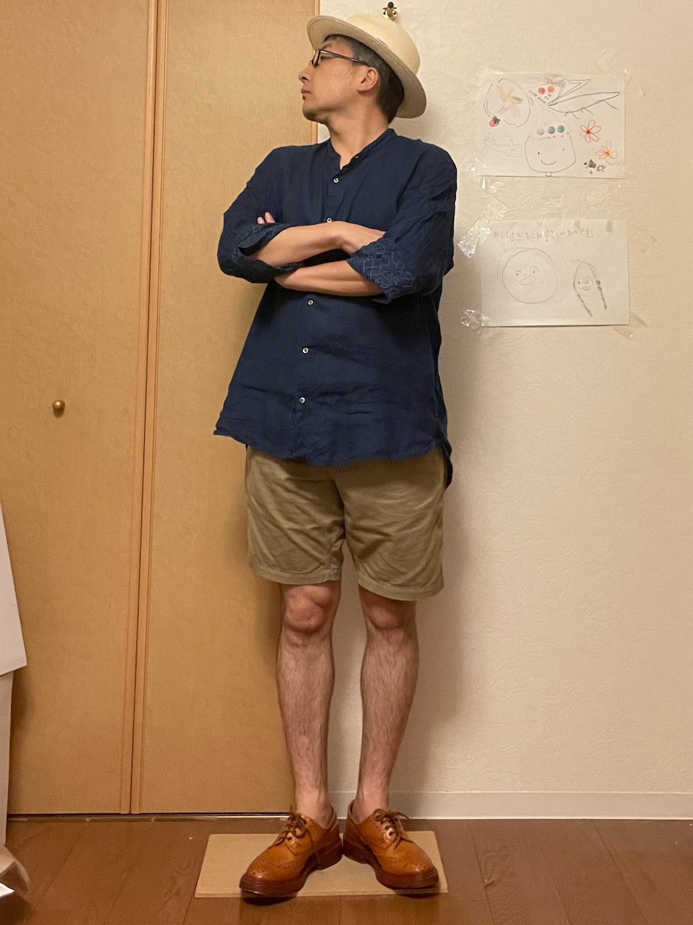 「confectのアイテム（シャツ/ブラウス、ブルー系）」を使った、ikutaroさん（メンズ・177cm）の夏コーディネートの1枚目の写真