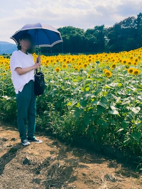 「ひまわり畑」｜「アイテム（パンツ）」を使った、Fumikaさん（レディース・159cm）の夏コーディネート