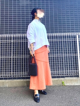 「ビーズバッグ」｜「アイテム（パンプス）」を使った、あっかんさん（レディース・158cm）の春コーディネート