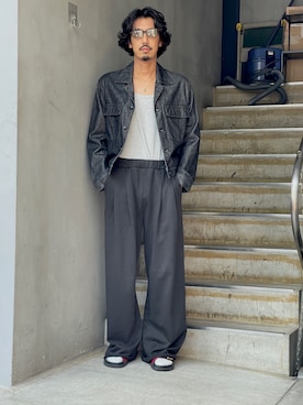 「Toironier（トワロニエ）のToironier/トワロニエ/Denim Trucker Jacket（デニムジャケット、ブラック系）」を使った、野田崇太郎 GARDEN渋谷さん（メンズ・183cm）の夏コーディネート