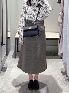「トワルドジュイ」｜「アイテム（スカート）」を使った、pinoさん（レディース・156cm）の秋コーディネート