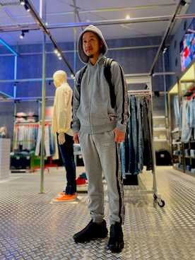 「DIESEL（ディーゼル）のアイテム（スウェットパンツ）」を使った、yuichi.somatomoさん（メンズ・170cm）の春コーディネート