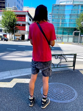「DIESEL（ディーゼル）のアイテム（その他パンツ、グレー系）」を使った、hachiさん（メンズ・186cm）の夏コーディネート