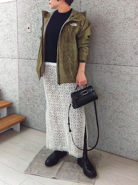 「ミックスコーデ」｜「アイテム（トップス）」を使った、miさん（レディース・153cm）の冬コーディネート