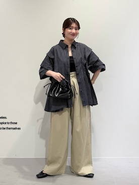 「KBF（ケイビーエフ）のランダムタックハーフスリーブシャツ（シャツ/ブラウス、ブルー系）」を使った、nanakaさん（レディース・155cm）の夏コーディネート