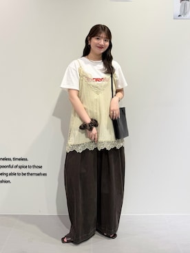 「KBF（ケイビーエフ）のロゴプリントTEE（Tシャツ/カットソー、ホワイト系）」を使った、nanakaさん（レディース・155cm）の春コーディネート