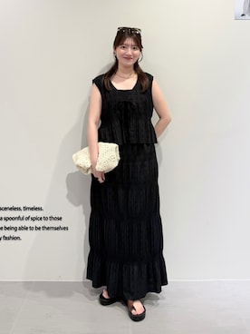 「RODE SKO（ロデスコ）のアイテム（サンダル）」を使った、nanakaさん（レディース・155cm）の秋コーディネート